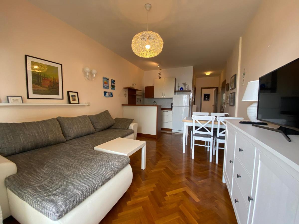 Jellyfish Apartment Malinska Exterior photo